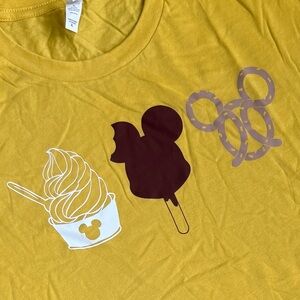 Disney eats snacks super soft Bella and canvas unisex knit tee size XL